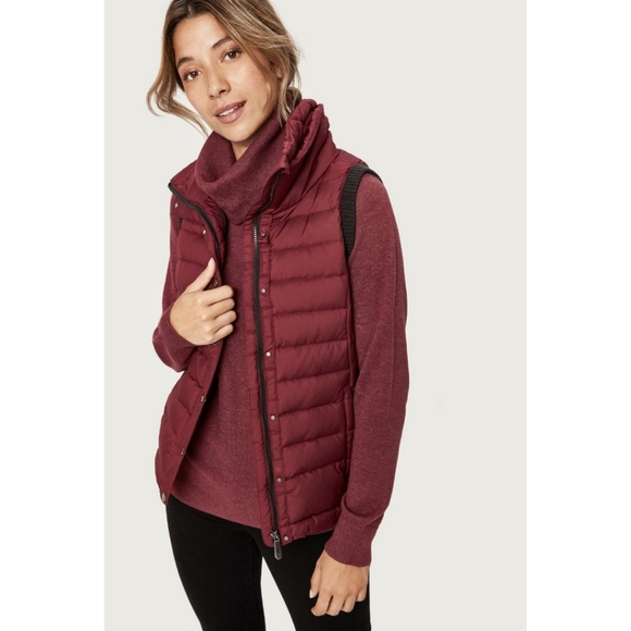 Lole Jackets & Blazers - Lole Maroon / Burgundy Red Brooklyn Quilted Down Vest